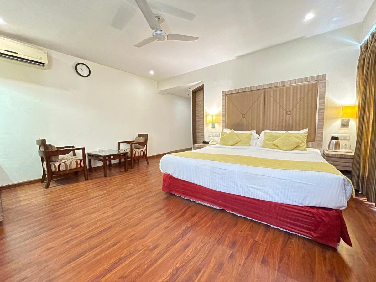 Hotel Surasena Regal Vista Agra Agra (Uttar Pradesh)