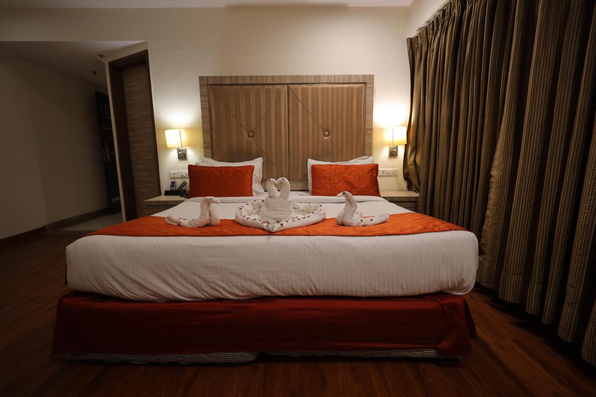 Hotel Surasena Regal Vista Agra Agra (Uttar Pradesh)