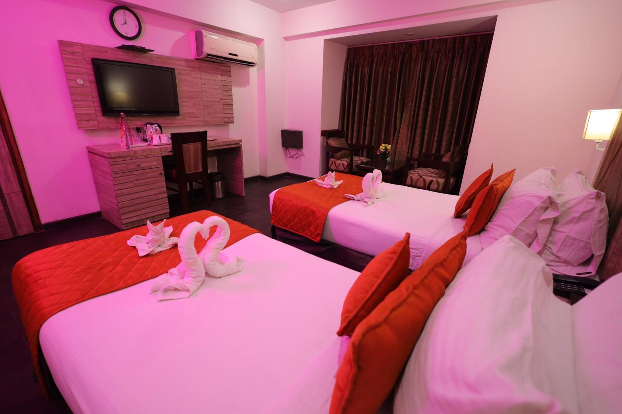 Hotel Surasena Regal Vista Agra Agra (Uttar Pradesh)